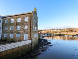 5 Old Sail Loft - North Yorkshire (incl. Whitby) - 999775 - thumbnail photo 2