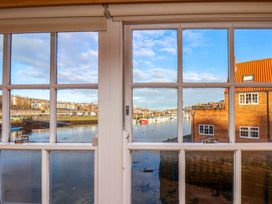 5 Old Sail Loft - North Yorkshire (incl. Whitby) - 999775 - thumbnail photo 8