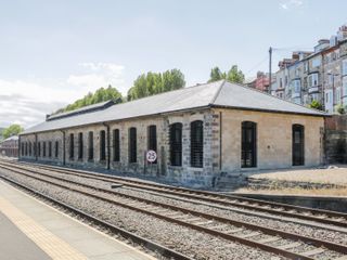 Evening Star @ Engine Shed photo 1
