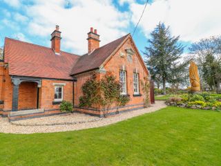South Lodge - Longford Hall Farm Holiday Cottages photo 1