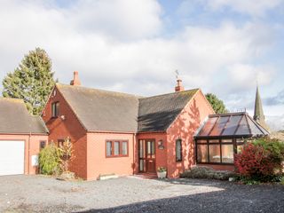 Court Farm photo 1
