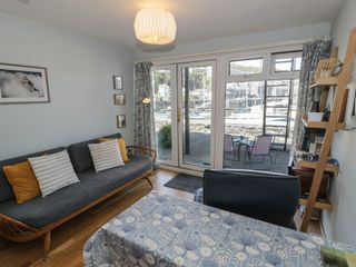 56C South Snowdon Wharf photo 1