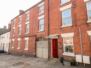 Robin's Nook photo 1