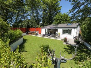 Summerhouse photo 1