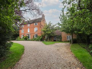 The Coach House Apartment photo 1