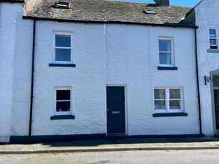 Cowgate cottage photo 1
