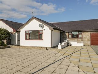 Rhos Deiniol photo 1
