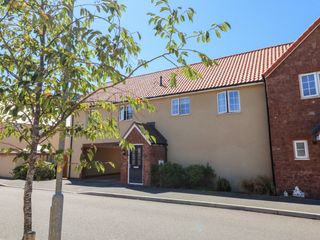 1 Marsh Gardens photo 1