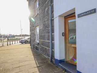 Harbourside photo 1