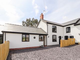 Colomendy Alpaca Farm - Farm House photo 1