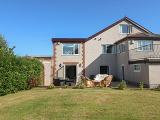 Plas Eithin photo 1