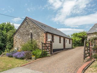 Woodpecker Cottage photo 1