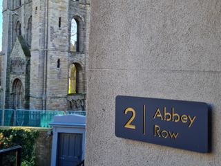 2 Abbey Row photo 1