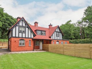 1 Golf Links Cottages photo 1