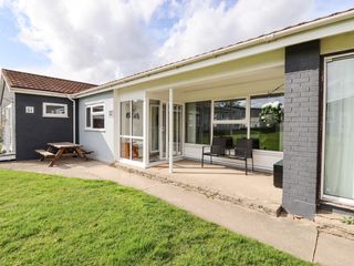 Marsh Bungalow photo 1