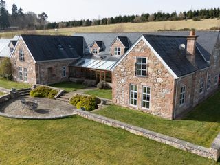 Quarryfield photo 1