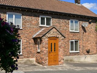 Dovecote Farm House photo 1