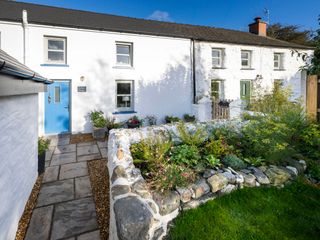 Dyffryn Cottage photo 1