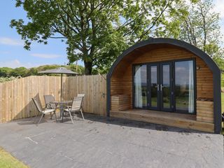 Dryfe Lodge photo 1