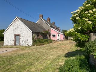 Kenfig Farm photo 1