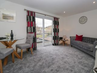 Yewdale View Apartment photo 1
