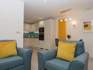 Rolles Rainbow photo 1