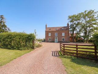 Daniels Farmhouse photo 1