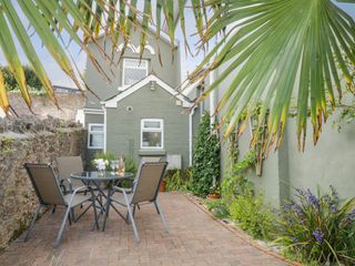 Samphire Lodge photo 1