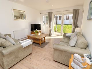 Munday H1