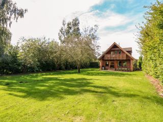 Ringstead Lodge photo 1