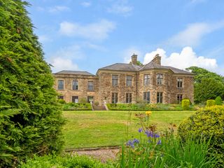 Hallfield Hall photo 1