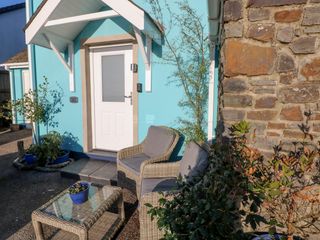 The Hollybush photo 1