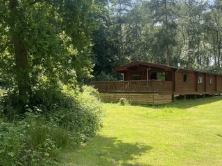 Forest Lodge Kenwick Park photo 1