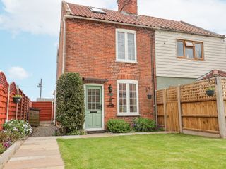 1 Rumsby Cottages photo 1
