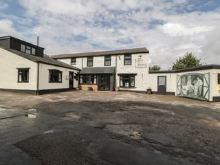 Penny Farthing Inn photo 1