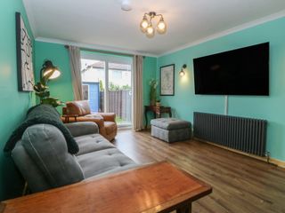 Home by the sea photo 1