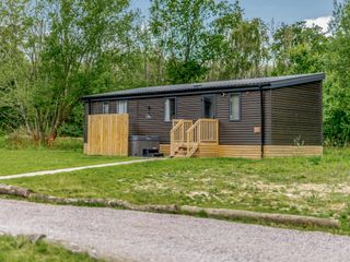 Horncastle Spa Plus (Pet)