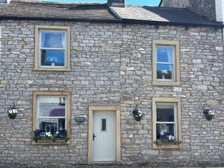 Cobble Cottage photo 1