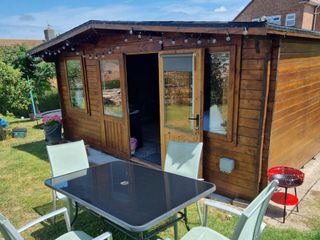 Glamping cabin on the Jurassic Coast with breakfast