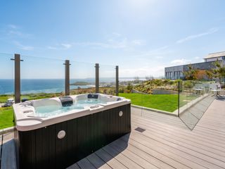 Hidden 19- Coastal Hot Tub