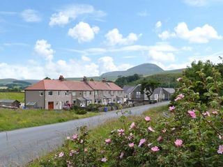 4 Helwith Bridge Cottages photo 1