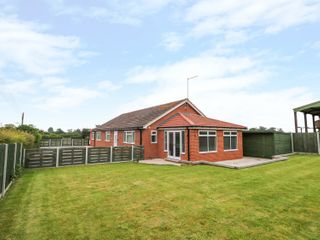 Pinfold View photo 1