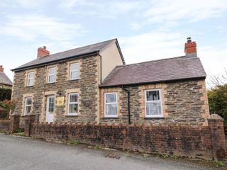 Cozy Cwtch Cottage photo 1