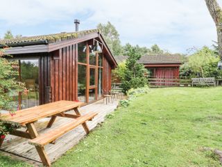 26 Dukes Meadow photo 1