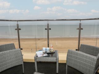 Dolphin View photo 1