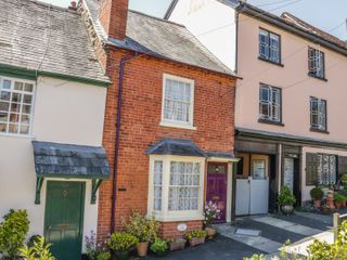 Garden Cottage photo 1