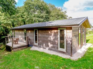 8 Streamside
