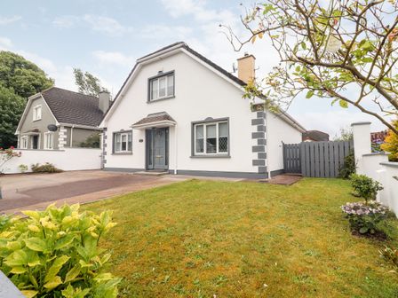 Homestay Traditional Irish Farmhouse, Annascaul, Ireland 