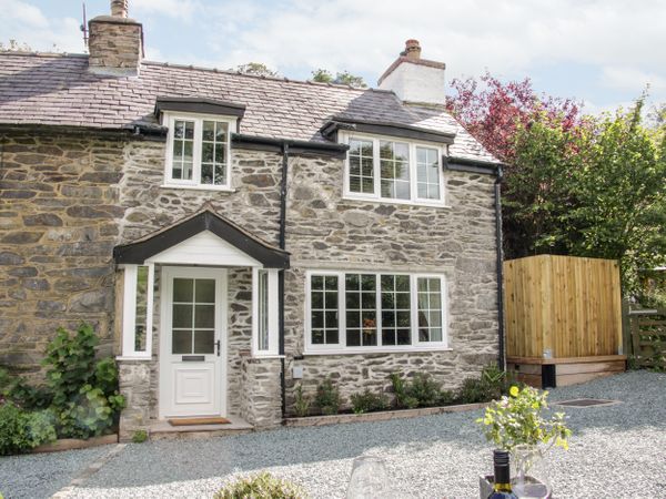 3 Rock Terrace | Glyn Ceiriog | Cae-llwyd | Self Catering Holiday Cottage