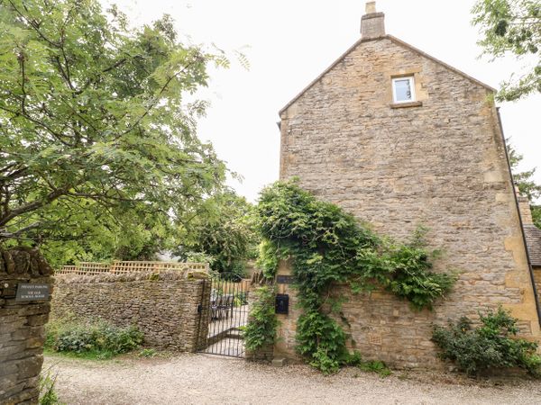 The Old School House, Stow-on-the-wold, Lower Swell